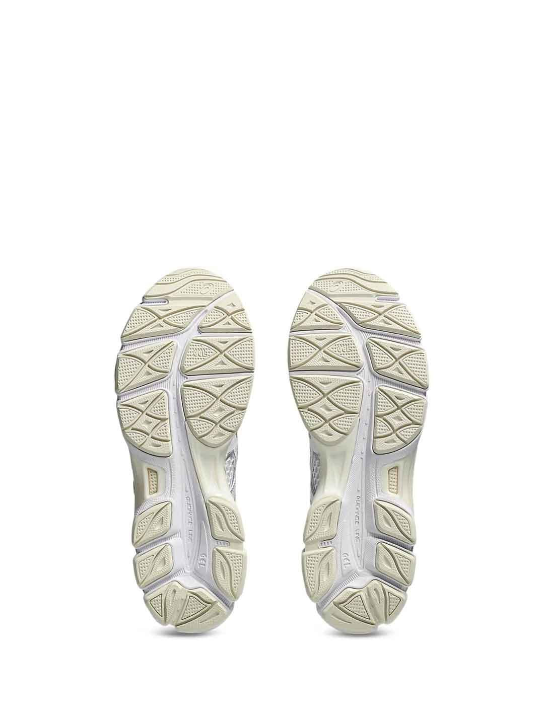 Asics Gel-Cumulus 16 sneakers bianco e argento 1203A733 102 BIANCO ASICS