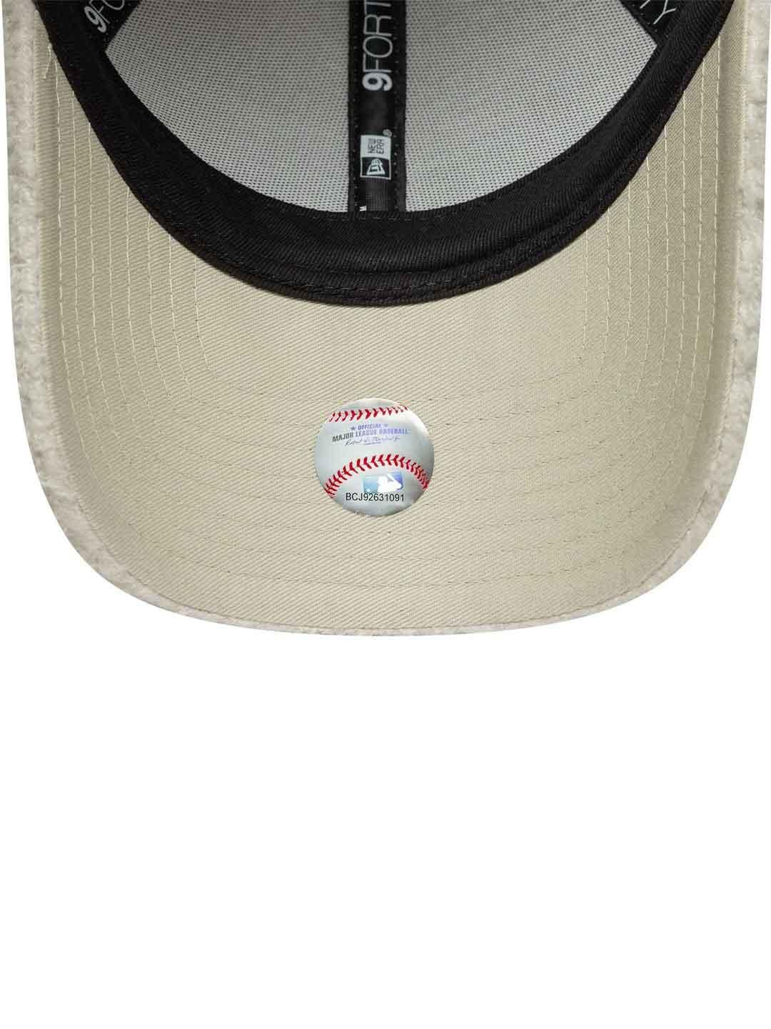 New Era 9FORTY cappello panna in teddy 60691312 PANNA NEW ERA