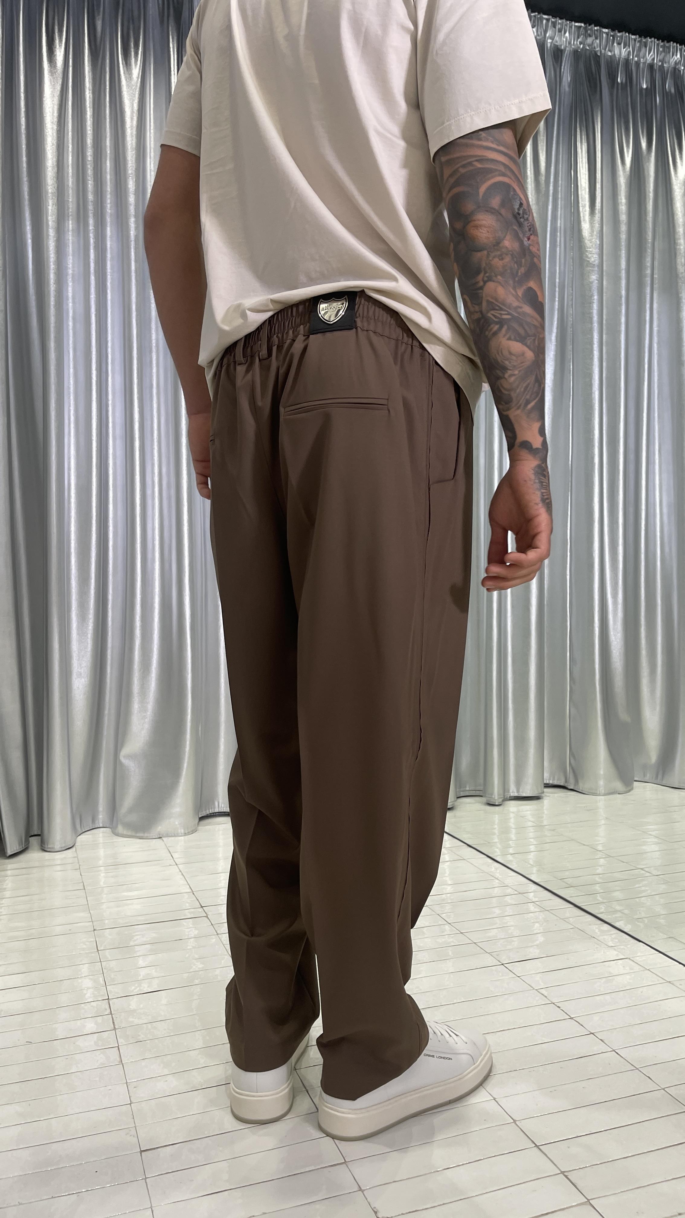 Gavroche pantaloni marrone con scudetto 2057 MARRONE GAVROCHE