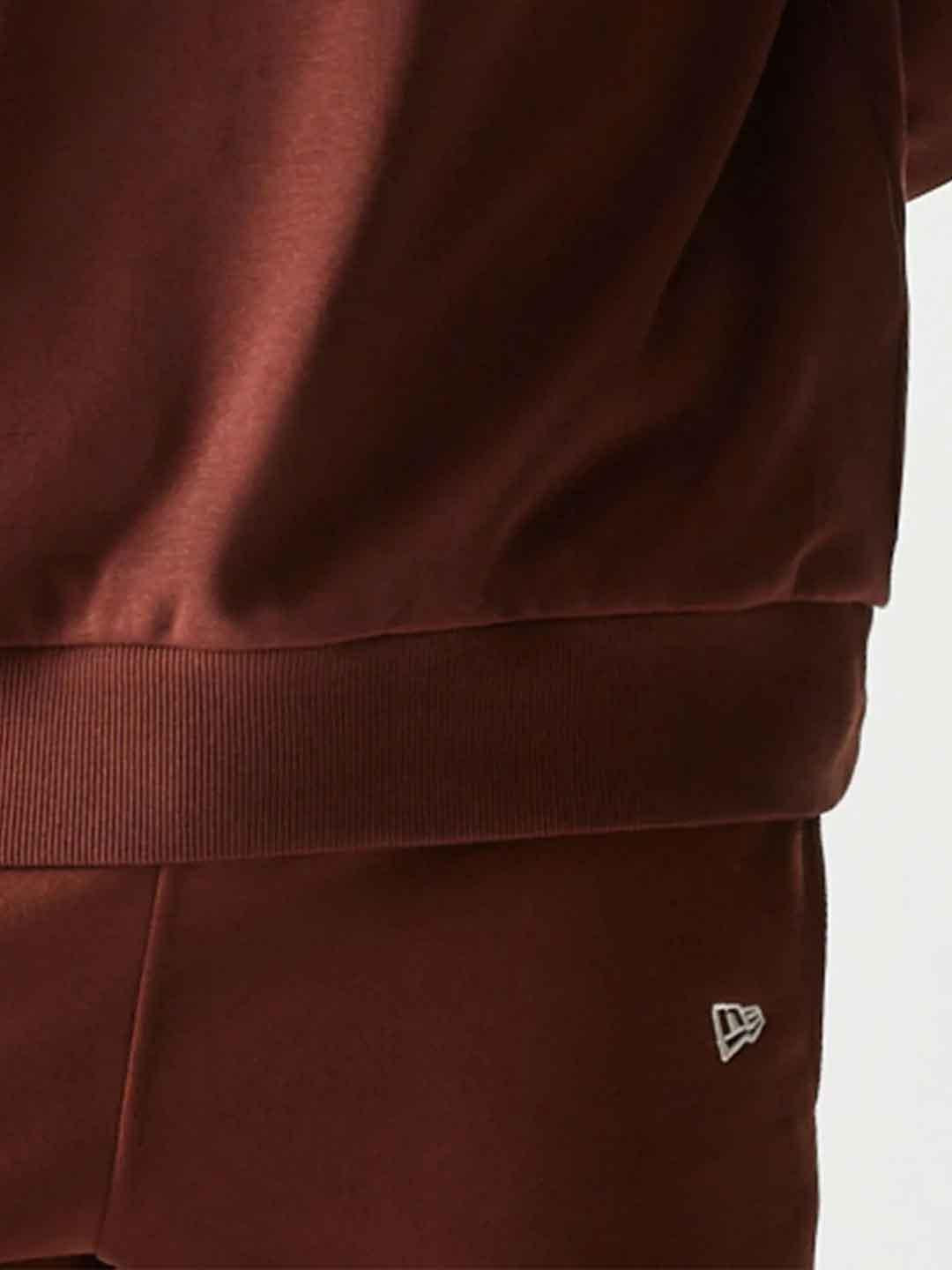 New Era felpa marrone con logo bianco 60684478 MARRONE NEW ERA