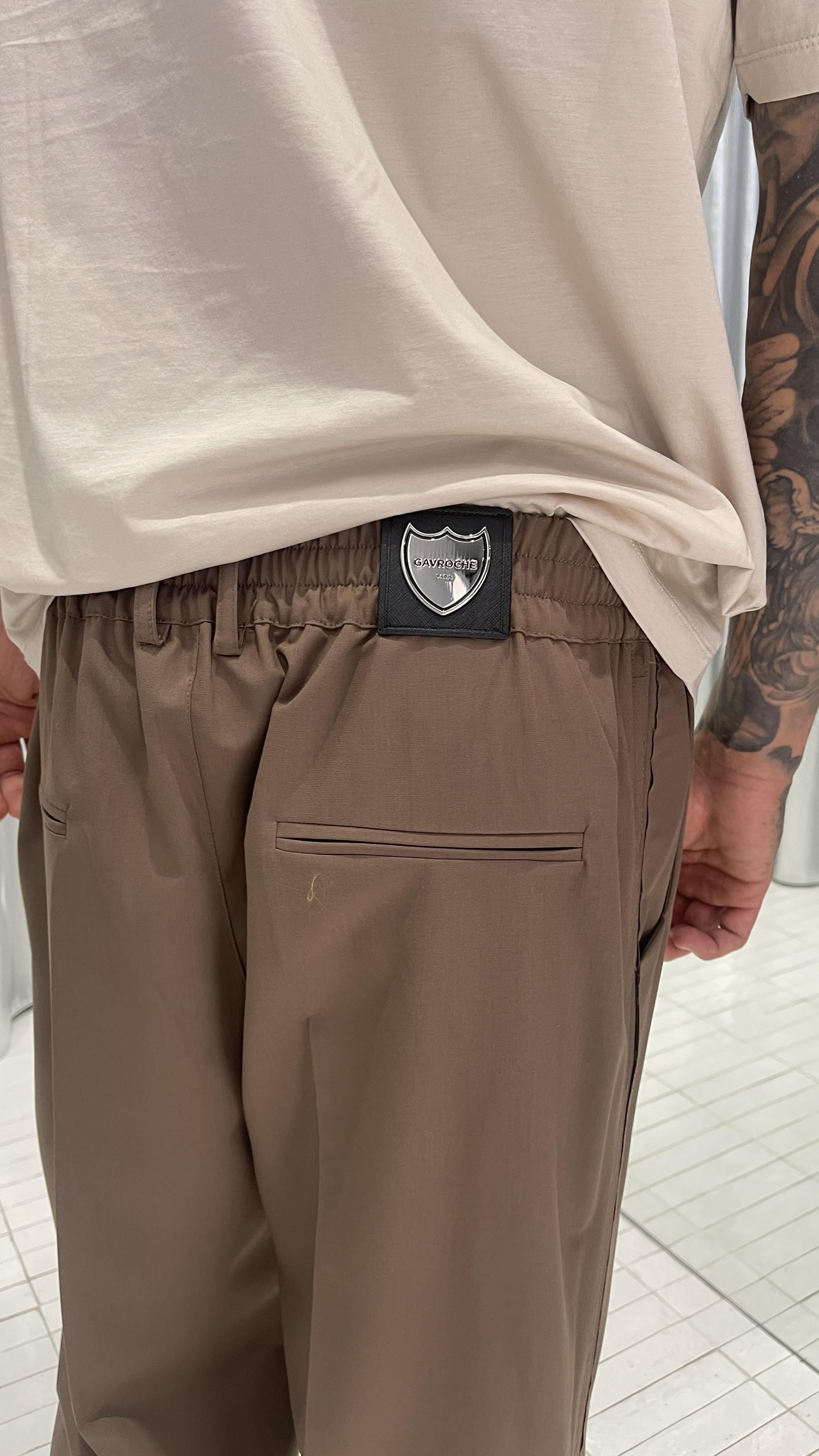 Gavroche pantaloni marrone con scudetto 2057 MARRONE GAVROCHE