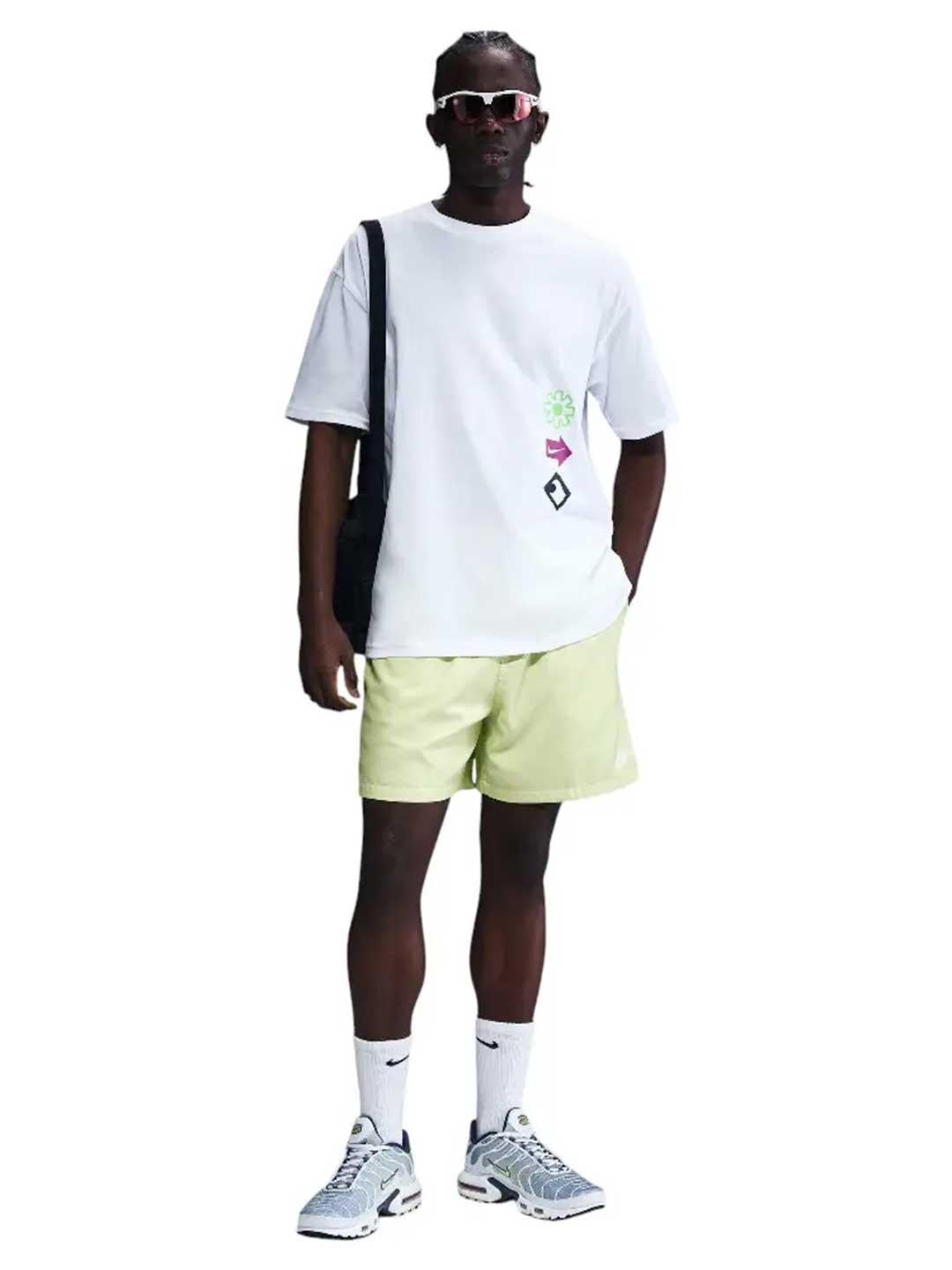 Nike t-shirt bianco con grafiche multicolor HJ0762-100 BIANCO NIKE