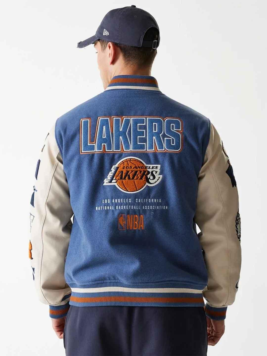 New Era giubbino celeste Lakers con patch 60684333 CELESTE NEW ERA