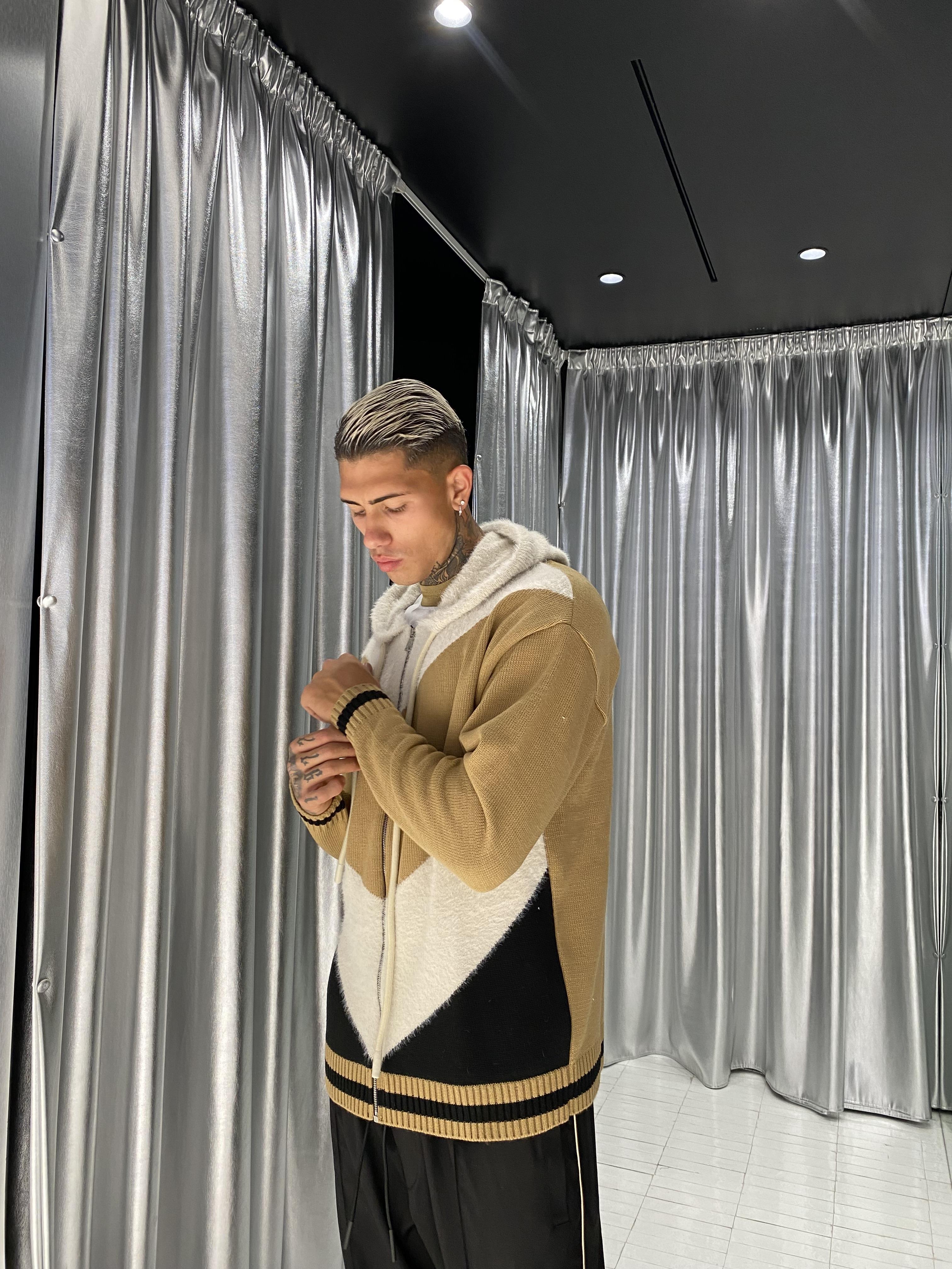 Pret A Porter maglione beige con zip e cappuccio 30002 BEIGE PRET A PORTER
