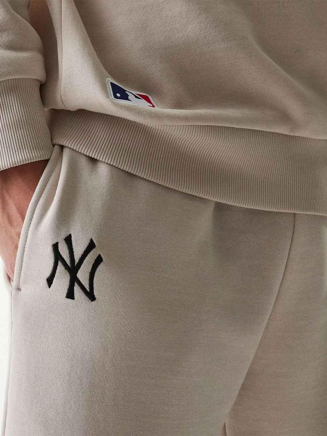 New Era pantaloni beige NY logo nero<BR/> 60675779 BEIGE NEW ERA