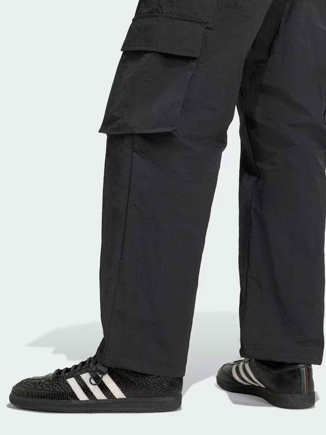 Adidas pantalone nero cargo JV9892 NERO ADIDAS