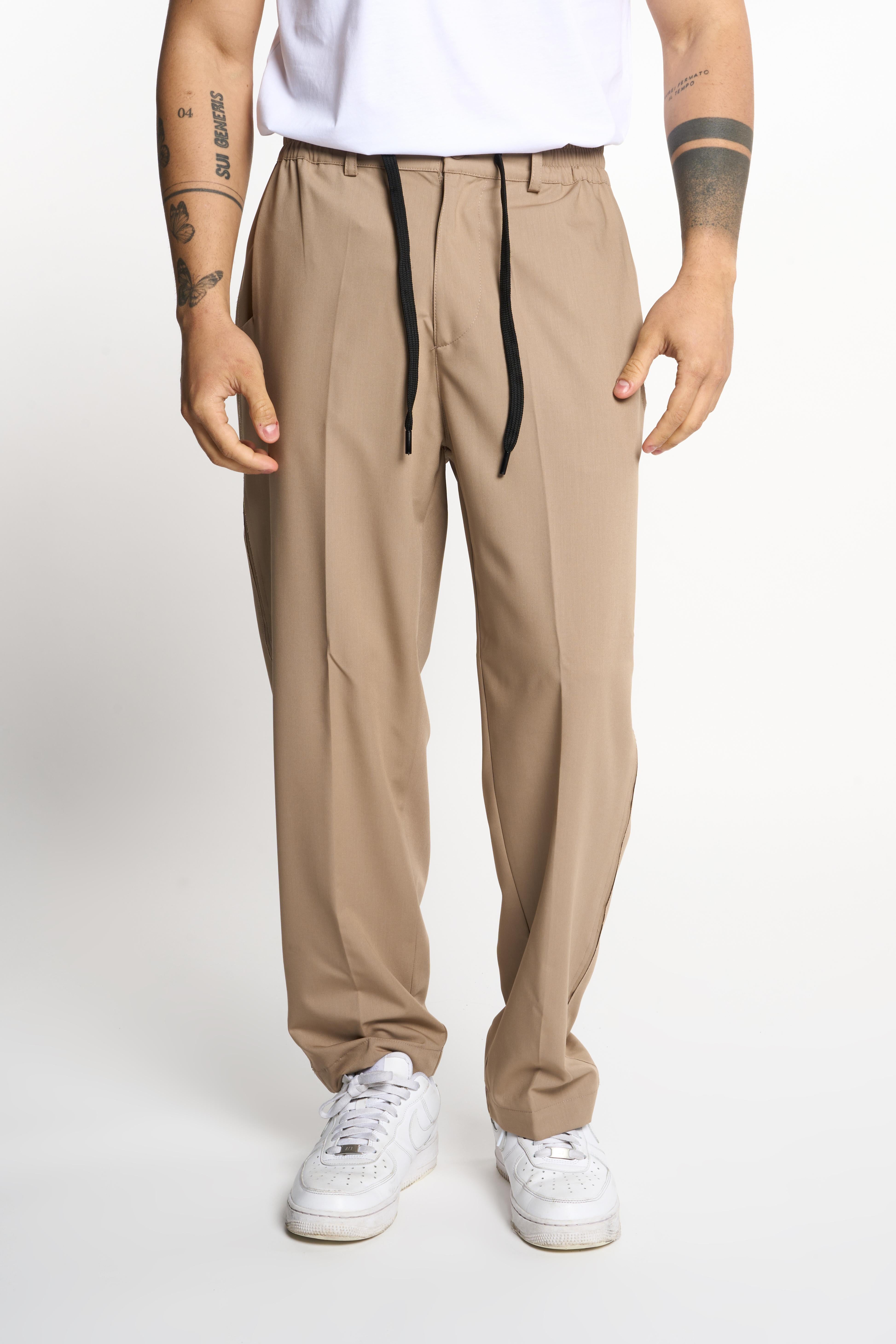 Gavroche pantaloni beige con scudetto 2057 BEIGE GAVROCHE
