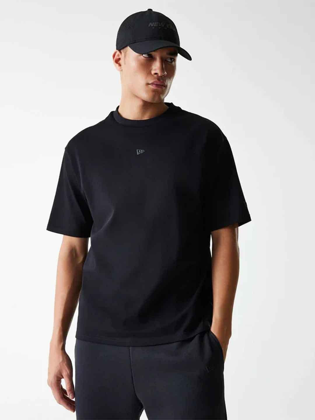New Era t-shirt nero con logo nero 60684515 NERO NEW ERA