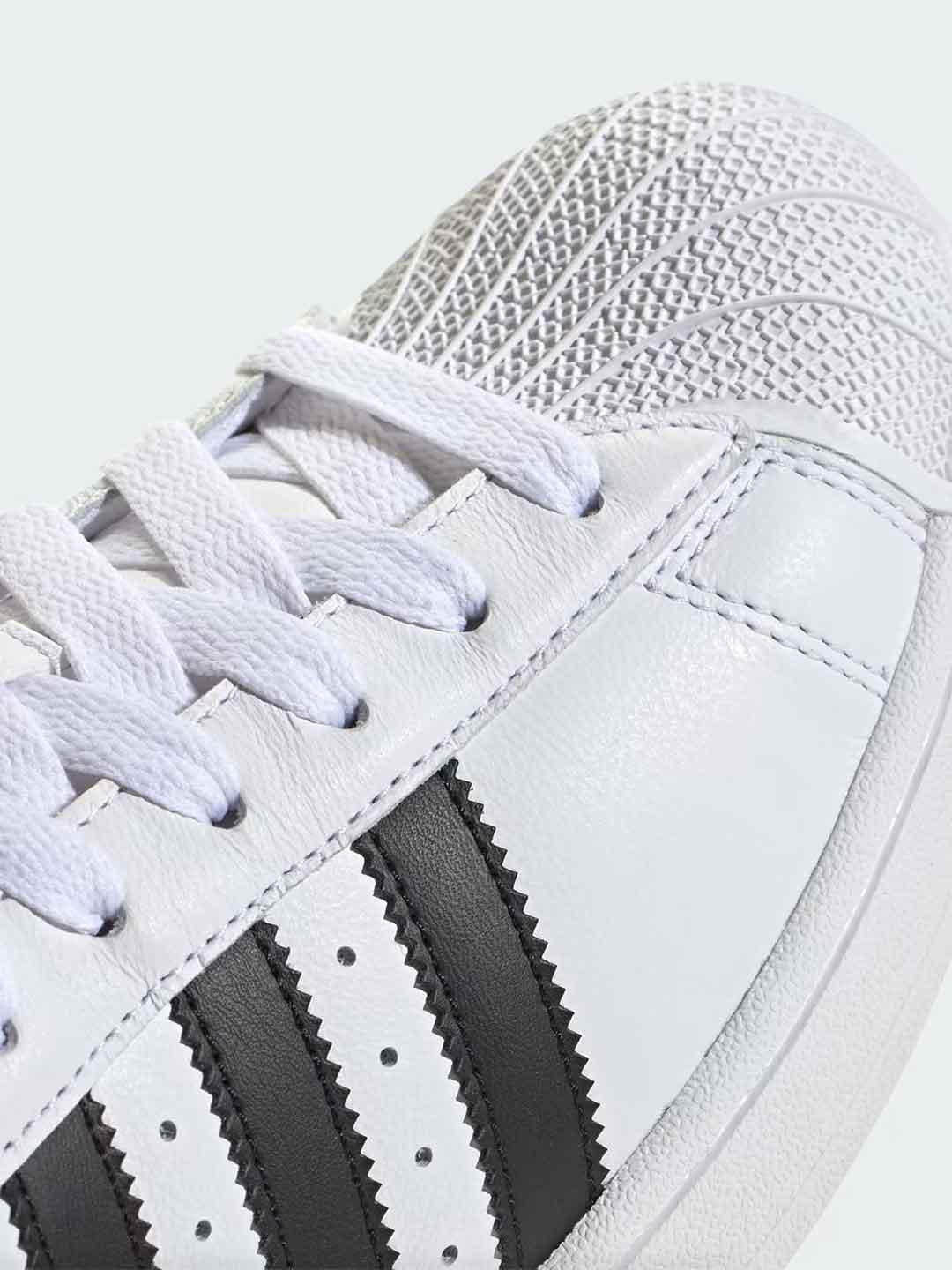 Adidas Superstar sneakers bianco e nero IH8659 BIANCO ADIDAS