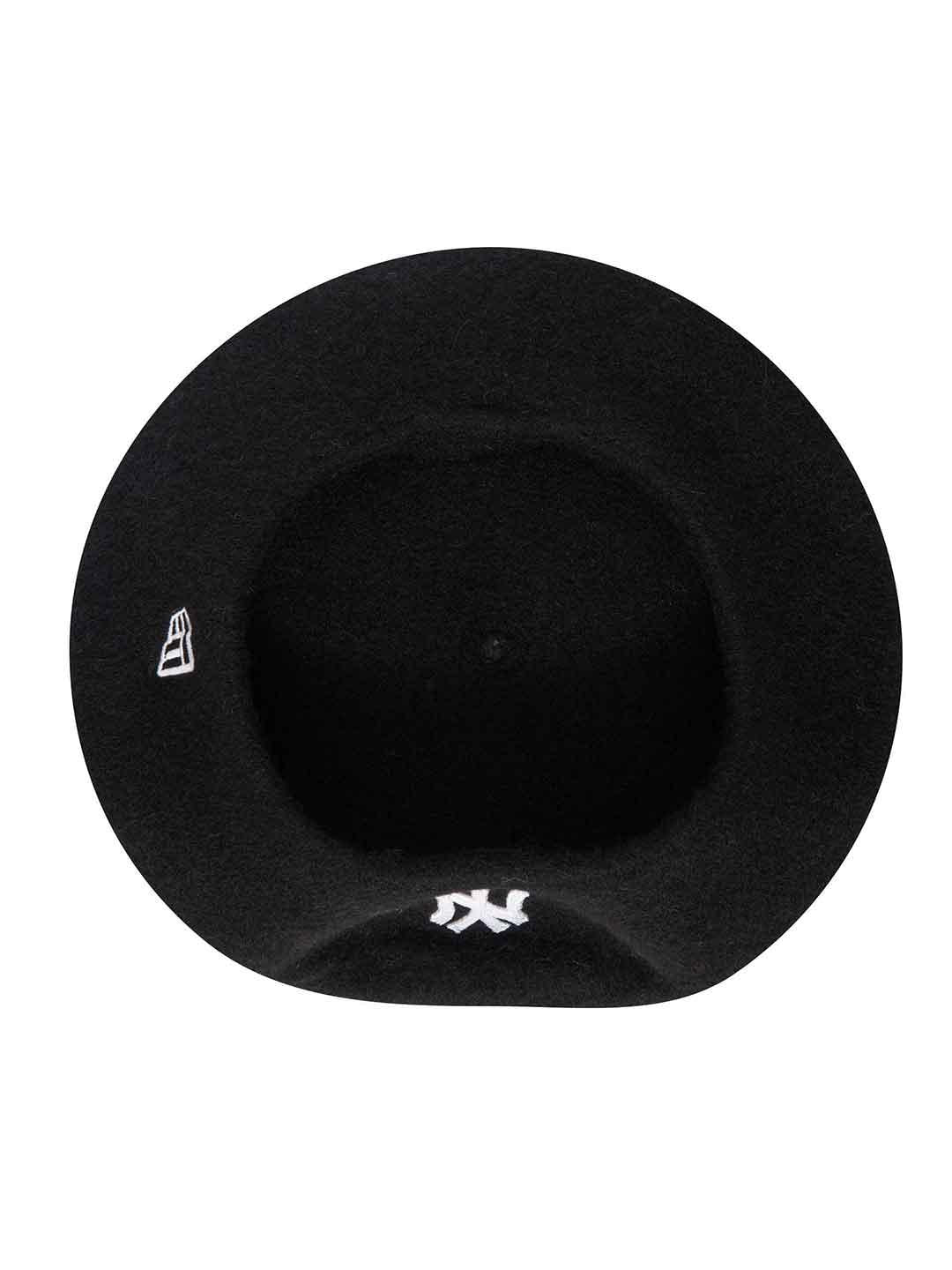 New Era cappello nero basco 60565469 NERO NEW ERA