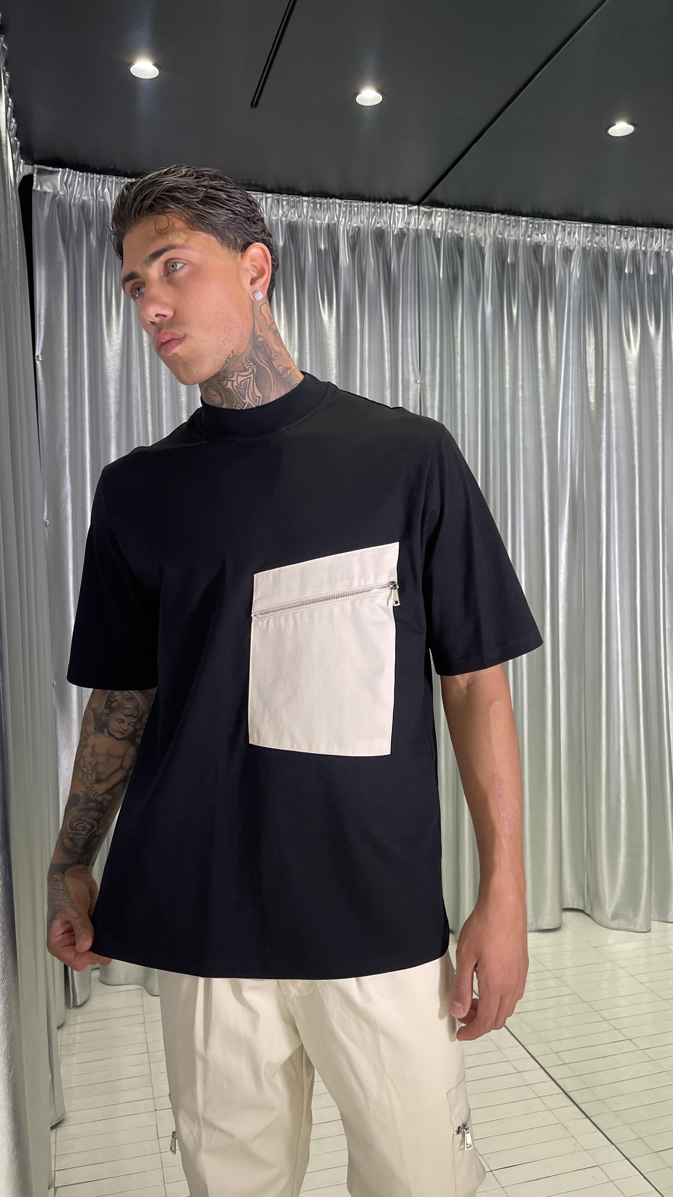 Pret A Porter t-shirt nero con tasca 20010 NERO PRET A PORTER