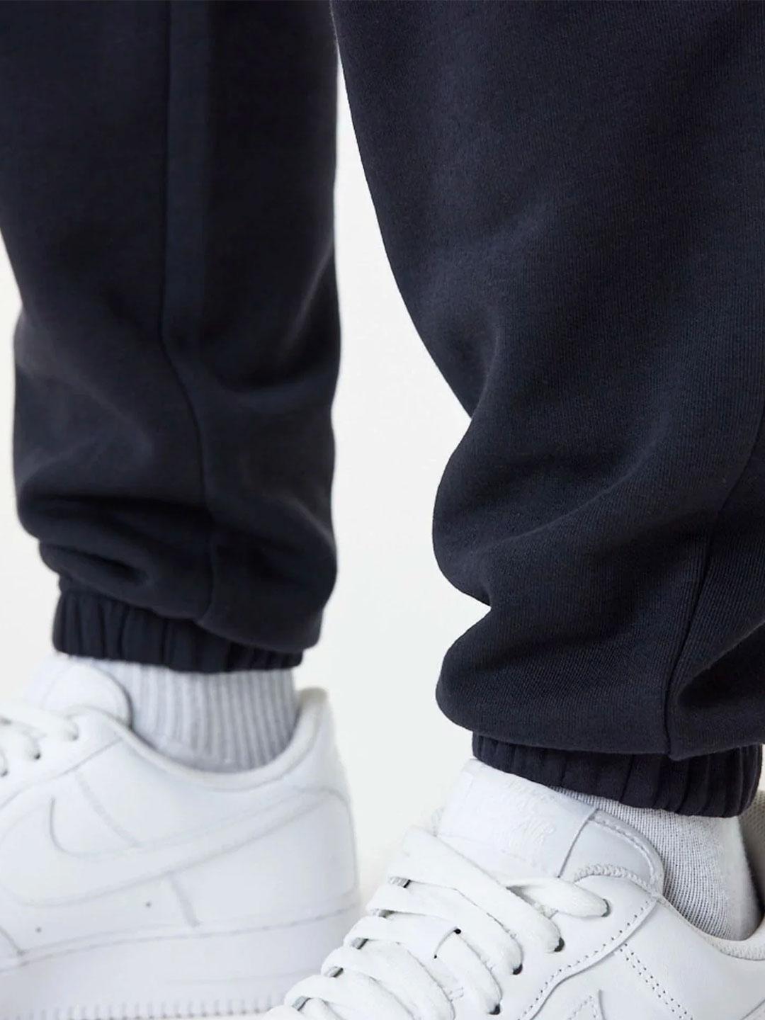 New Era Essential pantaloni blu 60416731 BLU NEW ERA