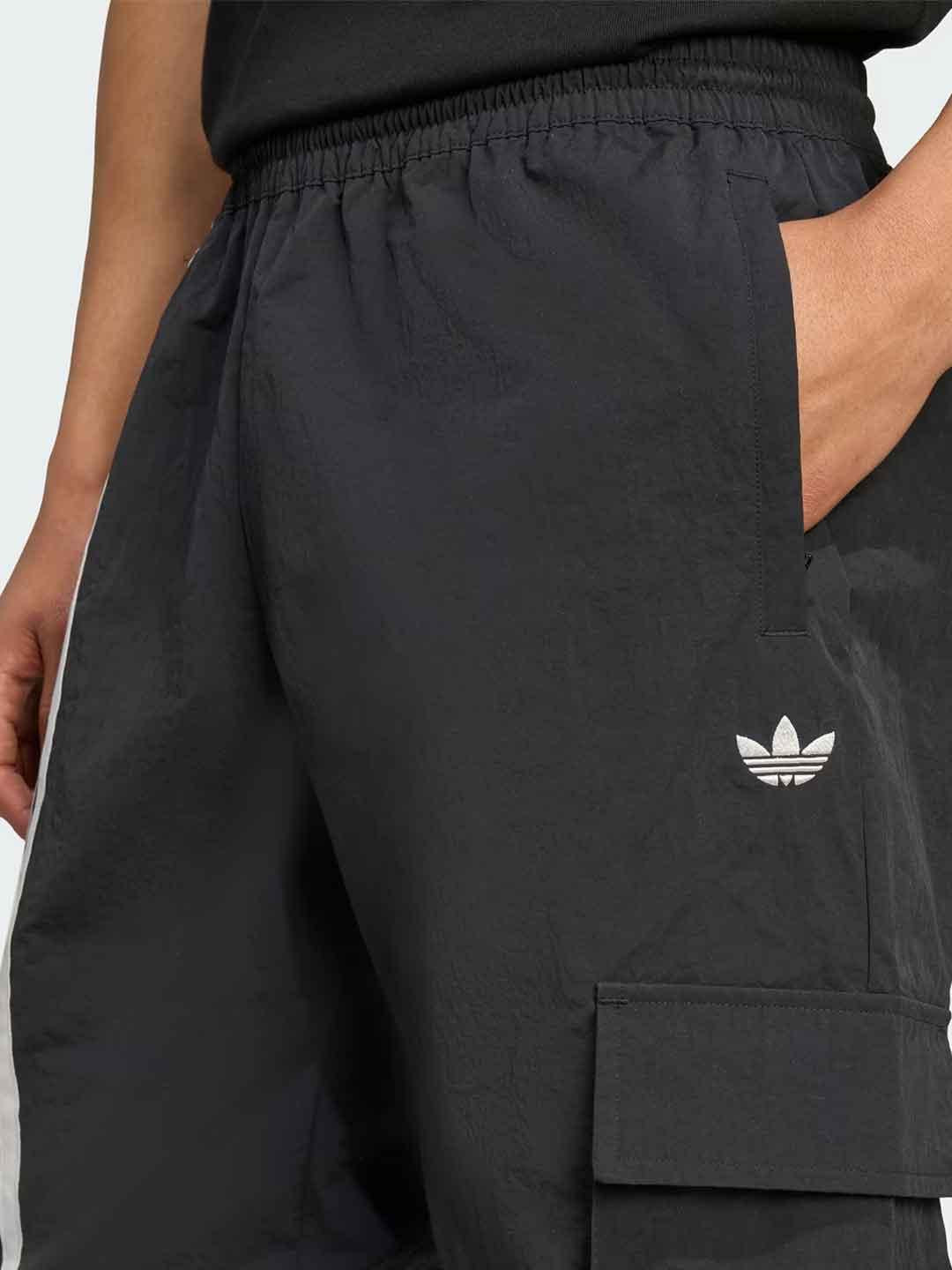 Adidas pantalone nero cargo JV9892 NERO ADIDAS