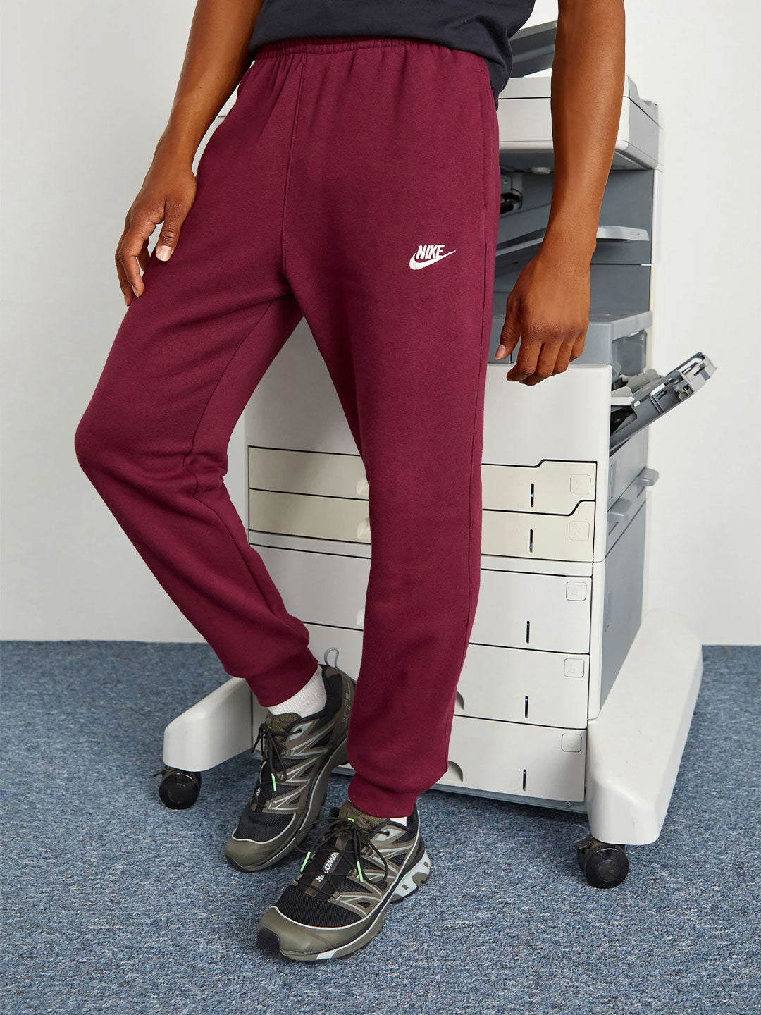 Pantaloni nike bordeaux on sale