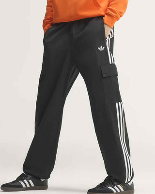 Adidas Adicolor pantalone nero cargo KQ8924 NERO ADIDAS 