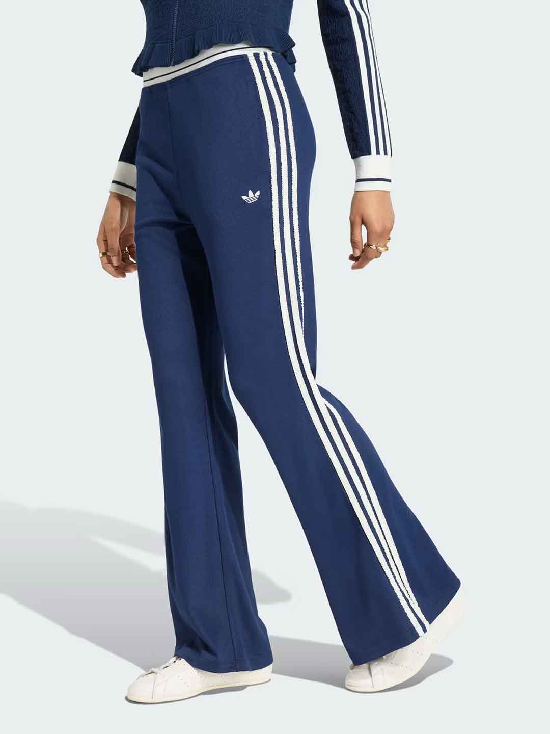 Adidas pantalone blu con bande bianche a zampa KX6889 BLU ADIDAS 