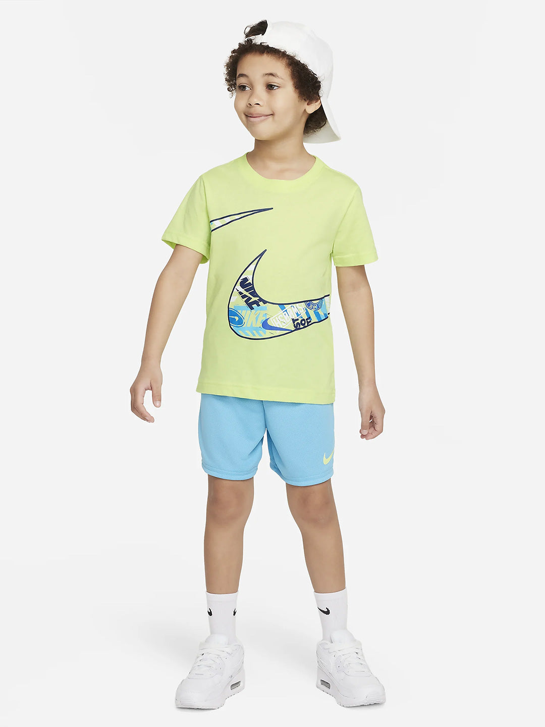 Nike kids coordinato t shirt e pantaloncini