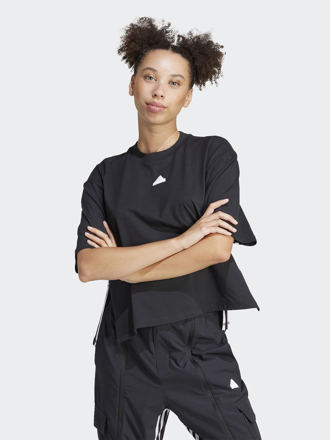 Adidas Dance t-shirt nero con spacchetti laterali
