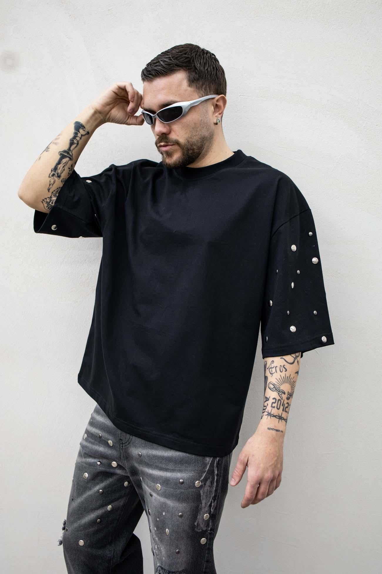 Present Day t-shirt nero con borchie PDP011 NERO PRESENT DAY 