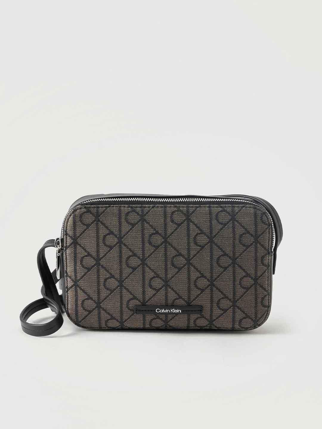 Calvin Klein Emblem Jacquared Camera Bag borsa beige<BR/> LV04F3533G 7UL BEIGE CALVIN KLEIN 