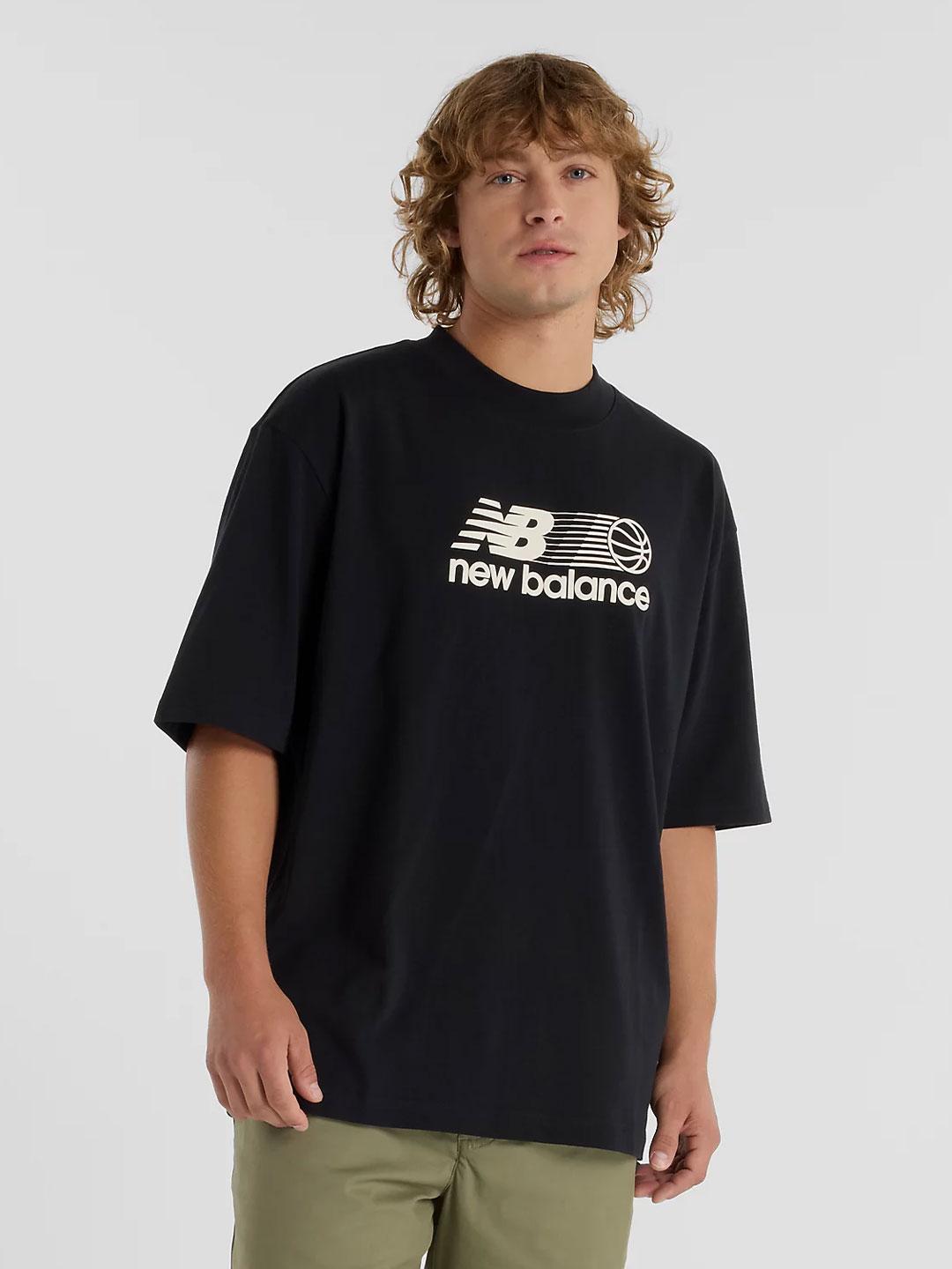 New Balance Hoops t-shirt nero con grafica MT51604 NERO NEW BALANCE 