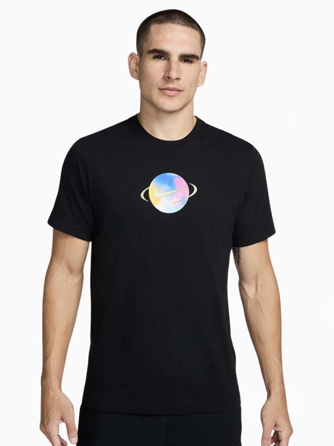 Nike t-shirt nero con logo multicolor HV9910-010 NERO NIKE 