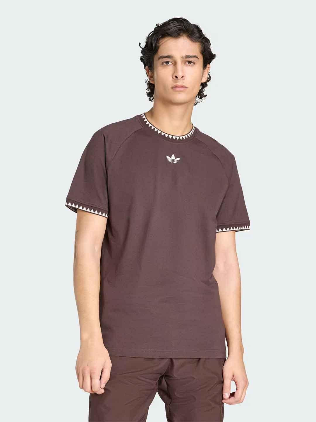 Adidas t-shirt marrone con colletto a fantasia KE2170 MARRONE ADIDAS 