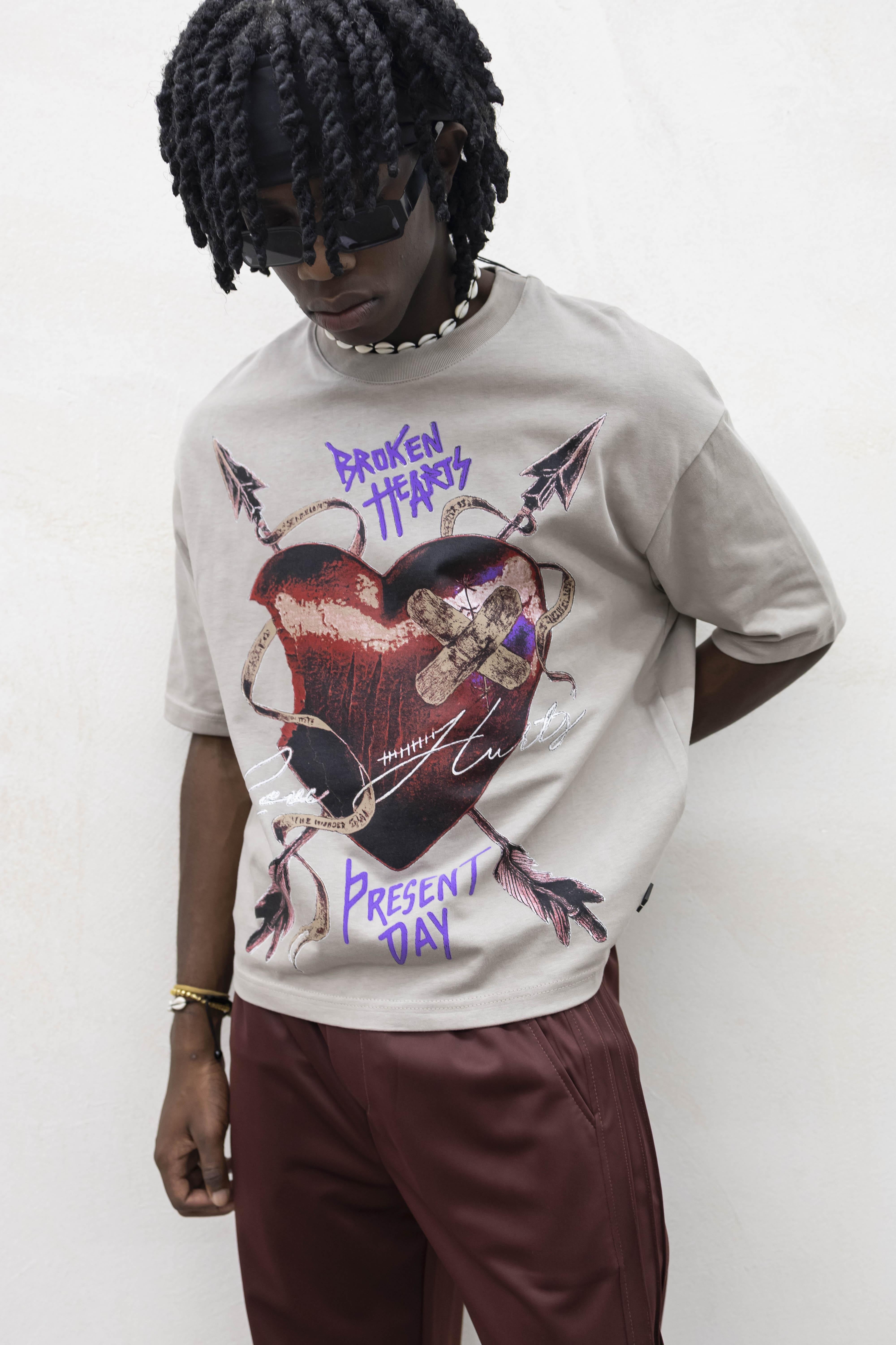 Present Day t-shirt beige con cuore PRS025 BEIGE PRESENT DAY 