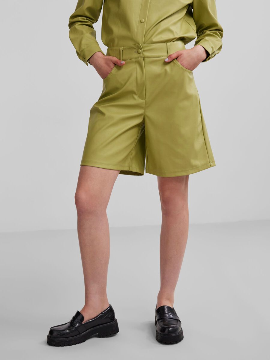 Pieces green faux leather shorts