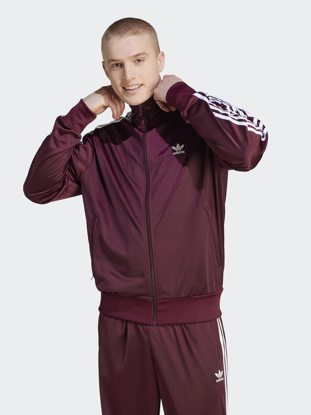 Adidas adicolor classics burgundy sweatshirt with zip