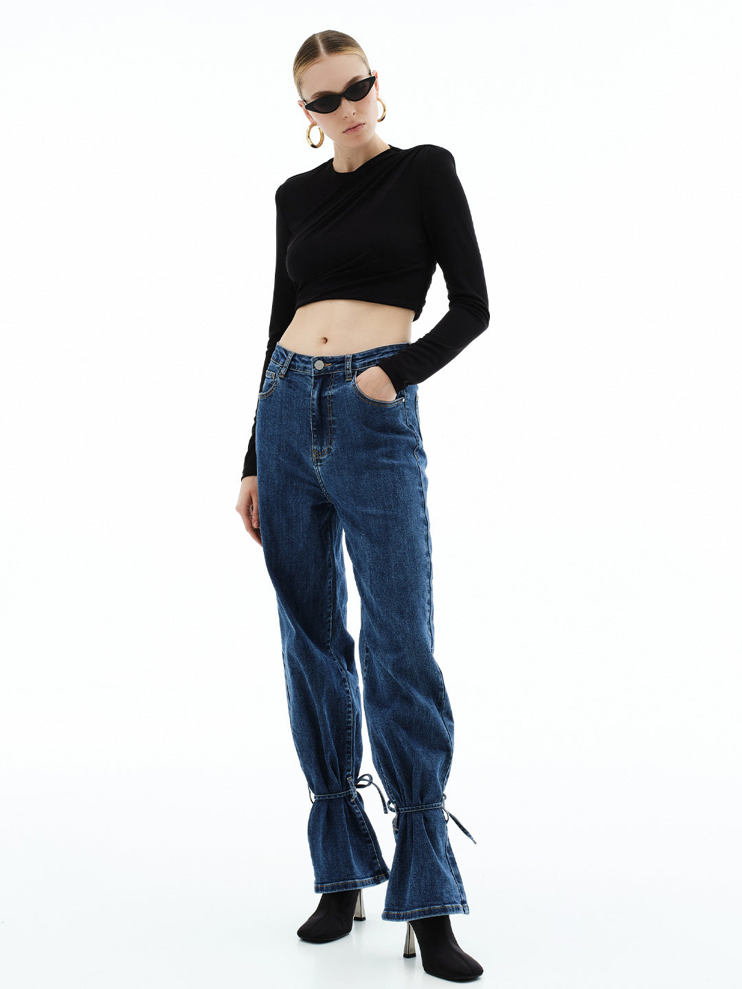 Eleh basic blue jeans with laces