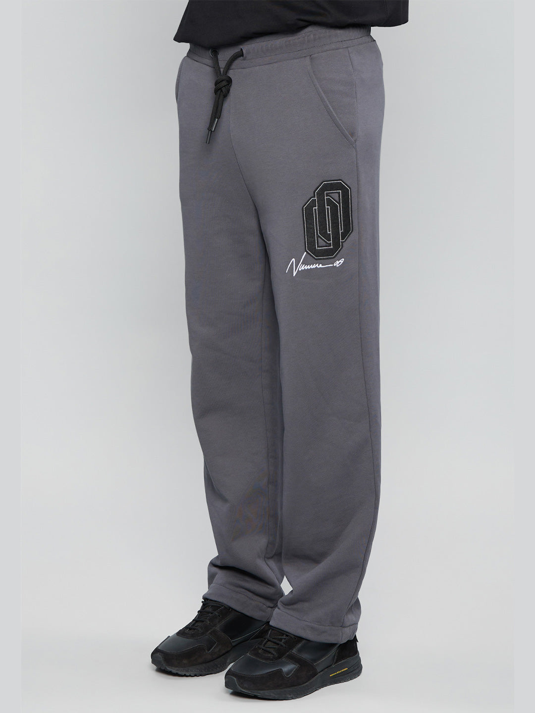 Numero 00 Friendly College Pant gray trousers