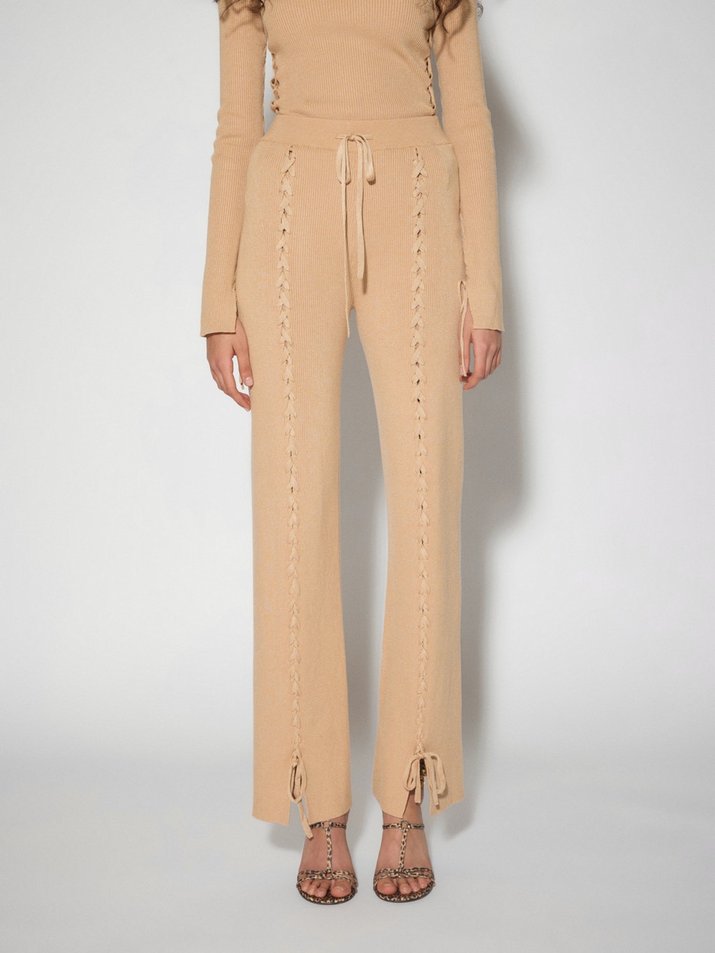 Somethignew beige jersey trousers with crosses