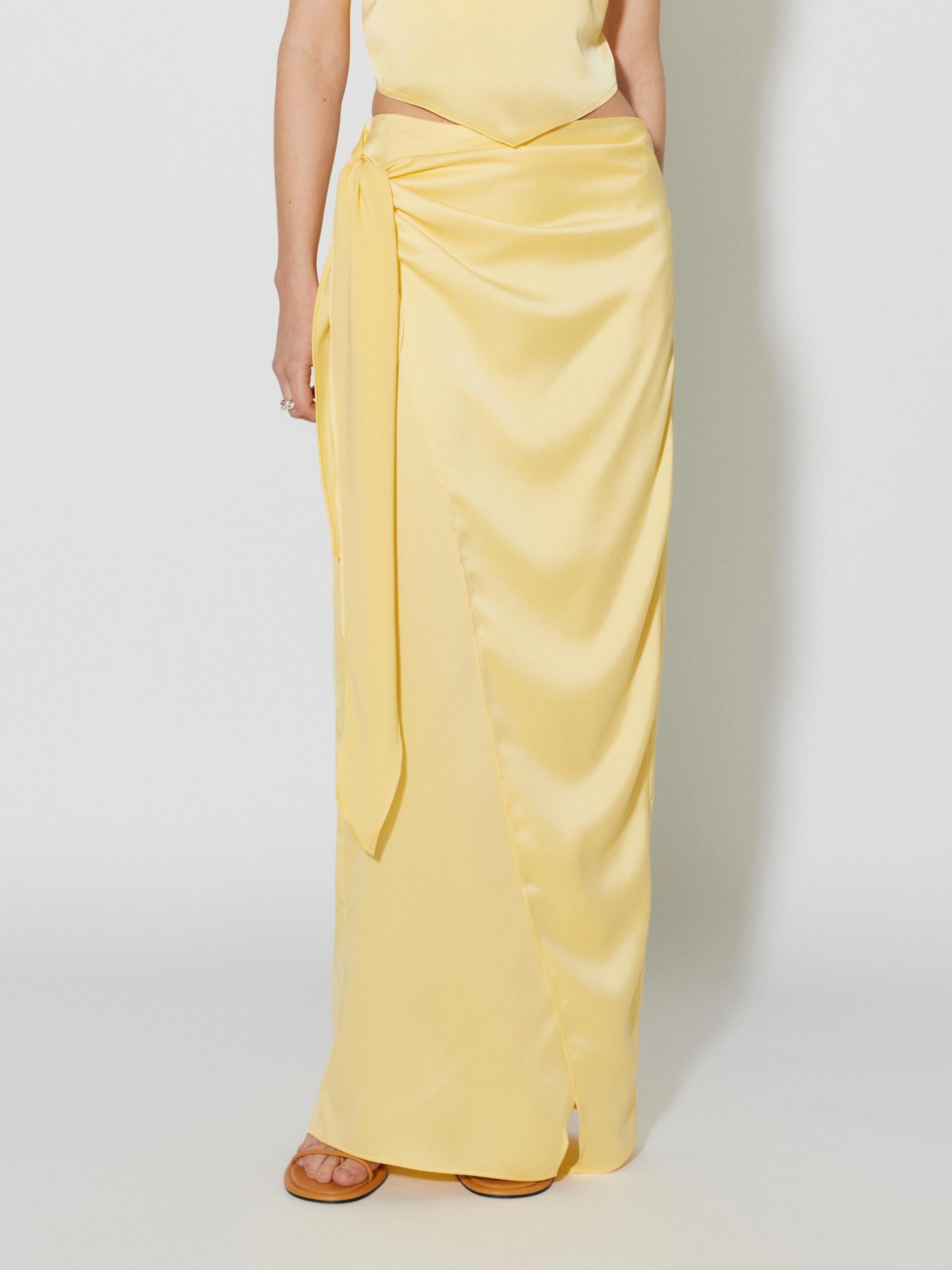 Something new yellow skirt with knot